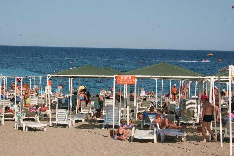 גוינוק Aura Resort Hotel מראה חיצוני תמונה